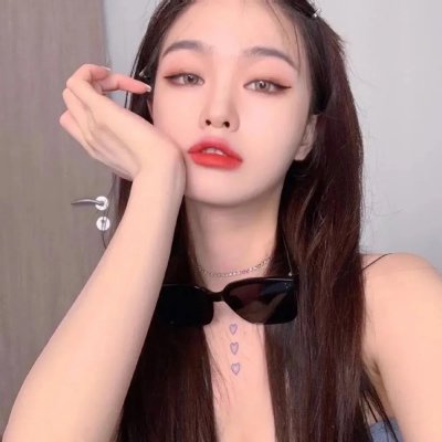 毛衣女郎